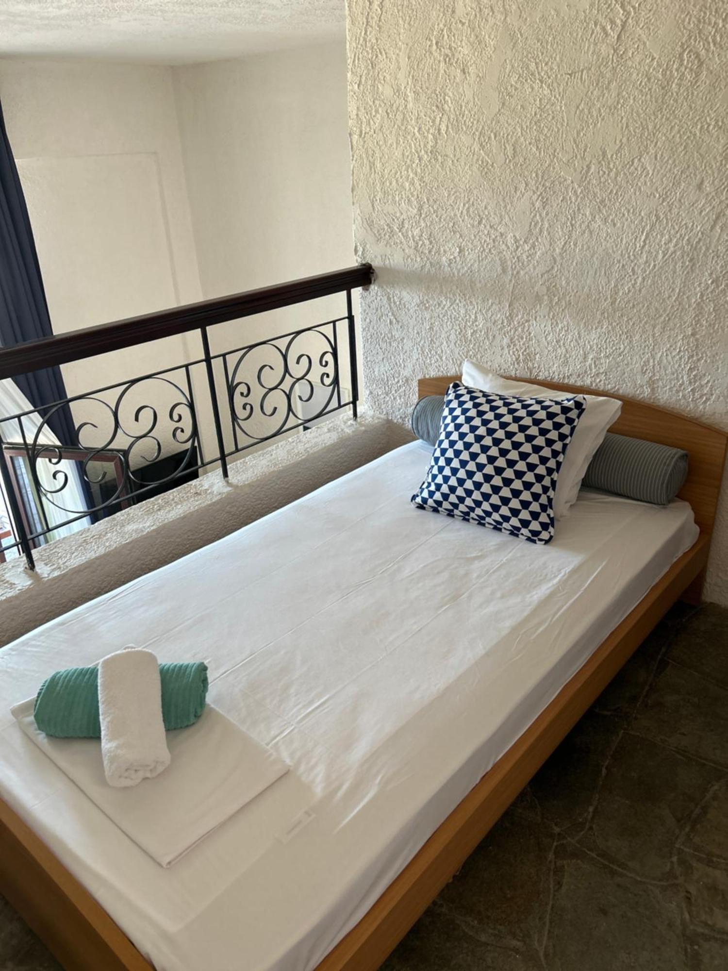 White Blossom Villa #Fourka Skála Foúrkas Extérieur photo