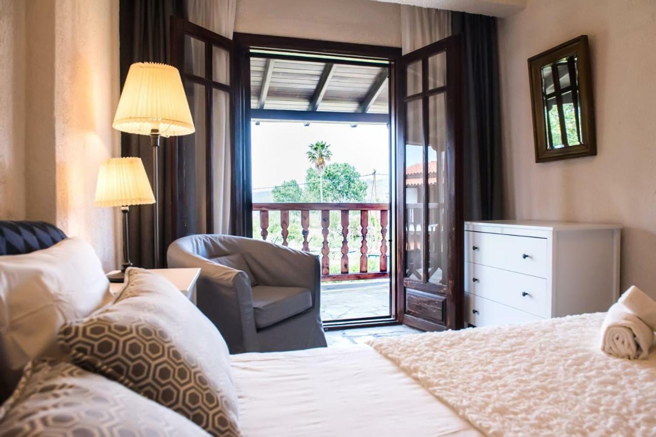 White Blossom Villa #Fourka Skála Foúrkas Extérieur photo
