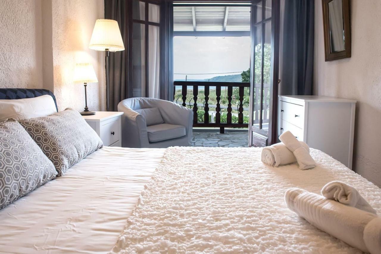 White Blossom Villa #Fourka Skála Foúrkas Extérieur photo